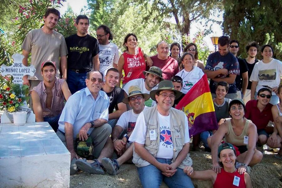 Exhumación de la Fosa de la Guijarrosa